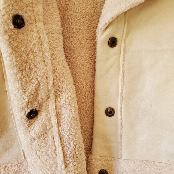 Quebec Sherpa Vest - Picture 13 of 16